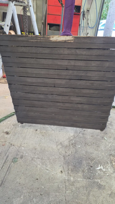 Grille fonte — rouille profonde — après